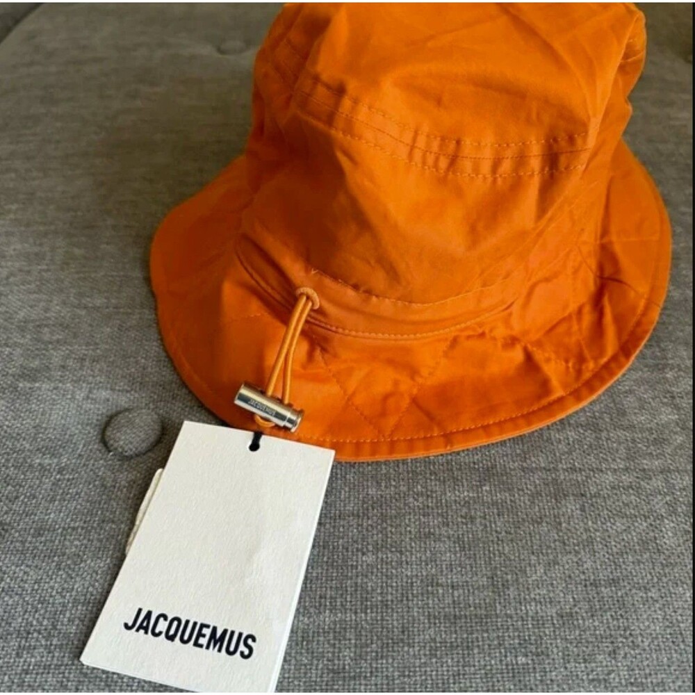 Jacquemus orange logo bucket hat seen on Hailey size56 - Picture 2 of 6